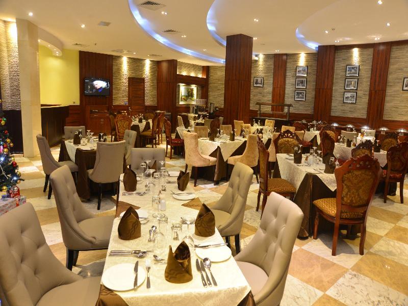 Golden Tulip Essential Lagos Airport Hotel Esterno foto